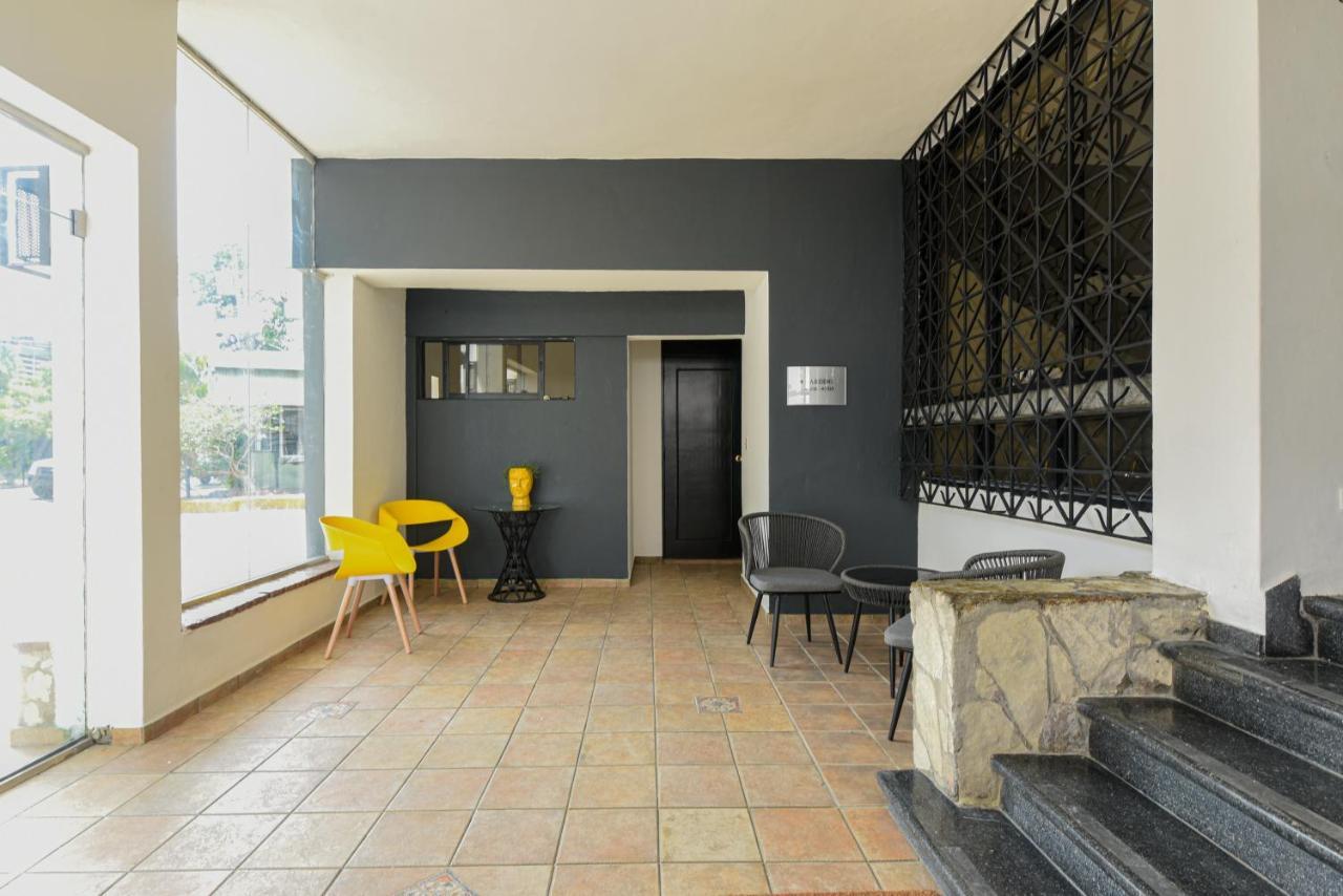 Ph 19 Guesthouse Hotel In Gazcue Santo Domingo Exterior photo